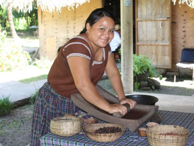 Family-friendly chocolate making experience in Southern Belize